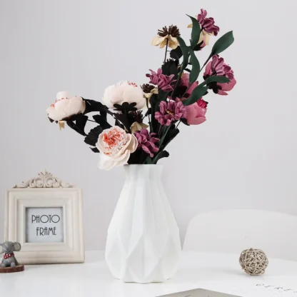 Geometric Vase for Centerpiece Arrangement - Image 7