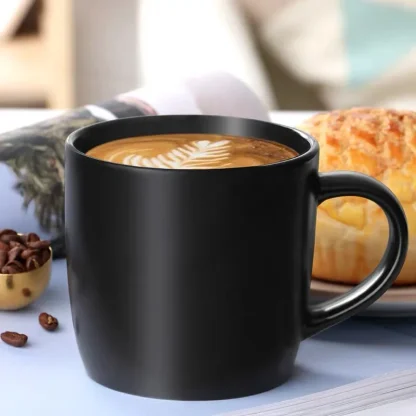 Simple Mug with Solid Color Design