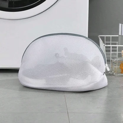 Mesh Shoe Laundry Bag with Zip - Image 3