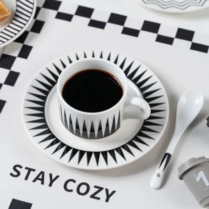 Timeless Mugs with Checkered Print - Image 3