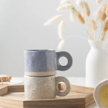 Rustic Simplicity Mug with Round Handle - Image 5